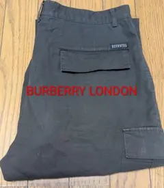 BURBERRY LONDON ブラックカーゴパンツのサムネイル
