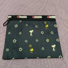 LeSportsac スヌーピーポーチ デイジー柄