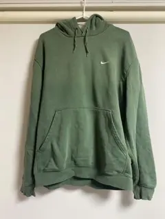 n*h様 Nike オリーブグリーン パーカー Mサイズ