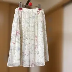 スコッチハウス　花柄スカートのサムネイル