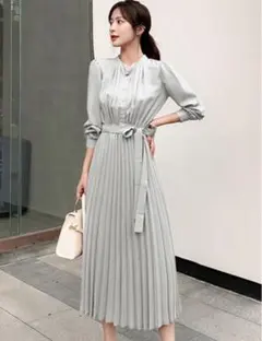 新品　フォーマル　卒業式　入学式　卒園　入園グレー プリーツ ワンピース 長袖