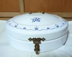 Item thumbnail for item 3681bf6e-e3ba-4f49-a200-89d8939cce3a