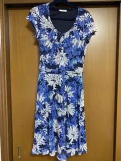 値下げ　エジェリ EGERIE 花柄ワンピース