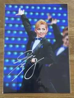 Item thumbnail for item 16c34b49-bdd3-42ef-af2d-c742d326ed23