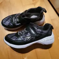 【専用】SYUNSOKU チェック柄スニーカー 20cm