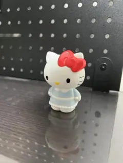 ハッピーセット　ハローキティきせかえフィギュア