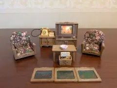 【シルバニアファミリー】テレビ、ソファ、ローテーブル、電話台のセット