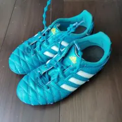 アディダス　サッカースパイク　トレーニングシューズ 19cmのサムネイル