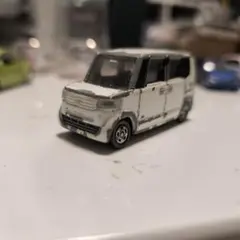 トミカHonda N-BOX ジャンクのサムネイル