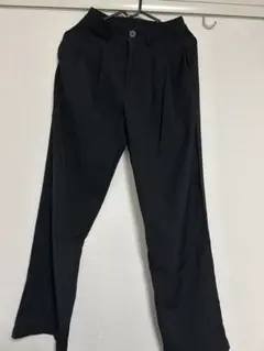 ブラック プリーツ スラックス