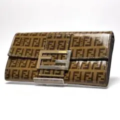 863 FENDI ズッカ柄 フラップ マンマバケット バゲットライン エナメル 