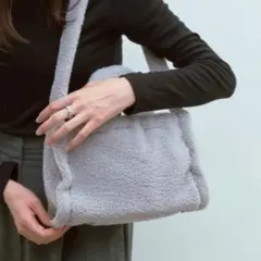 デコルテアクセサリー