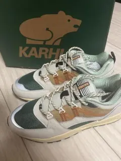 KARHU スニーカー グリーン/オレンジのサムネイル