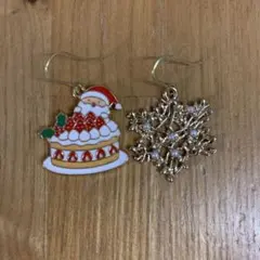 クリスマス サンタと雪の結晶のピアス