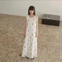 dium. Flower embroidery one piece - メルカリ