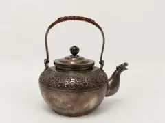 茶道具 鉄瓶 獣摘み 龍文様 煎茶道具 鼎 雨龍摘み 雲龍 珍獣 紋様 銅瓶