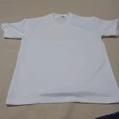スポーツ VネックTシャツ
