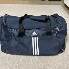アデダスボストンバック
