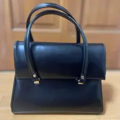 コムコム　COMME des GARCONS フェイクレザーフラップバッグ COMME des GARCONS フェイクレザーフラップバッグ コムコム - メルカリ