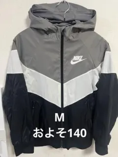 Nike フード付きウィンドブレーカーM