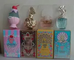 ANNA SUI　アナスイ　ミニチュア香水　４個セットのサムネイル
