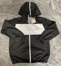 【新品未使用】PUMA ウィンドブレーカー 150cm 【タグ付き】