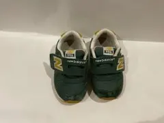 ニューバランス14cmグリーンイエロー　キッズベビースニーカー