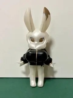 おもちうさぎ ととこ ブラック&パール インディーズ ソフビ - メルカリ