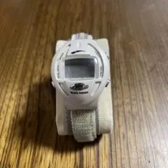 デジタル　腕時計