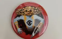 タローマン でたらめ缶バッジ - メルカリ