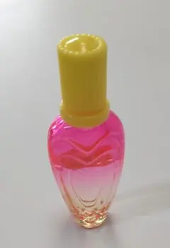 ESCADA Rockin' Rio オードトワレ 4ml ミニボトルのサムネイル