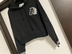 adidas ディズニー　パーカー