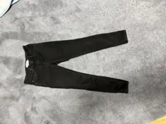 ブラック スキニーパンツ　AZUL by moussy