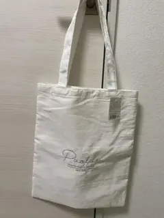 モチーフ刺繍トートバッグ　ホワイト