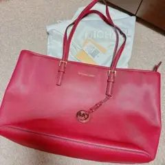 Item thumbnail for item 06bf8a6c-a9d5-4827-b7cf-1e48a18557f4