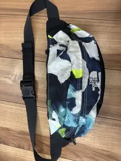 THE NORTH FACE ボディバッグ ウエストポーチ 花柄