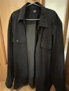 ブラック Lサイズ ボタン付きシャツ