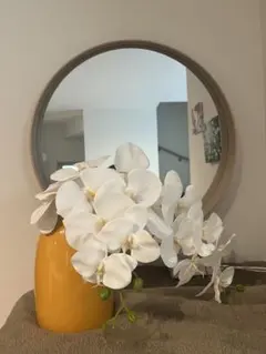 白い胡蝶蘭の造花