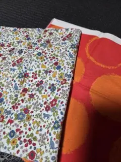 花柄とオレンジ模様の綿生地セット50×50