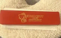 ハローキティ 40周年記念　チャーム付きチェーン時計