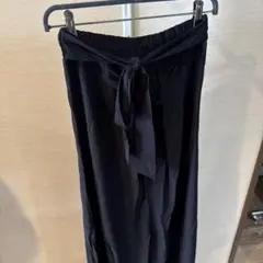 黒のベアトップワイドパンツ・リボン付き　86