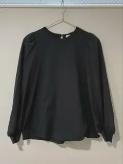 ＊＊美品＊＊Loungedress 長袖ブラウス ブラック パフスリーブ