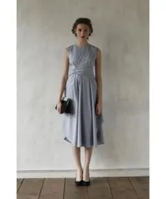 ドーリードール　ウエストツイストギャザー入りセミロング丈ワンピース　フォーマル