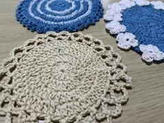 本日333円！新品未使用！ハンドメイド　コットン製円形レース編みコースター3枚