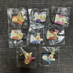ディズニー　ピンバッジ　チャーム　8点セット　35周年　新品未開封