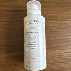 L'OCCITANE REINE BLANCHE イルミネイティングフォーム
