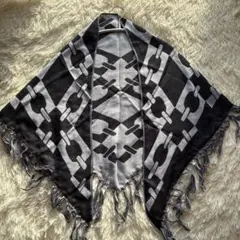 未使用品 ブラック グレー 幾何学模様 フリンジ ストール ショール