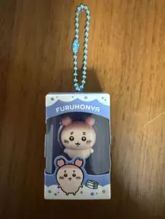 ちいかわ　チョコボックス　古本屋　カニちゃん