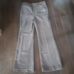 GUフレアパンツ　股上深め　Sサイズ