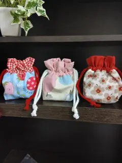 カラフルでかわいい！ コロンとした巾着袋 3点セット ハンドメイド